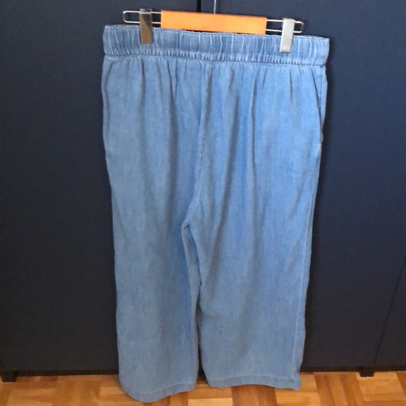 DYNAMITE wide leg (baggy)  jeans size medium - Picture 4 of 7